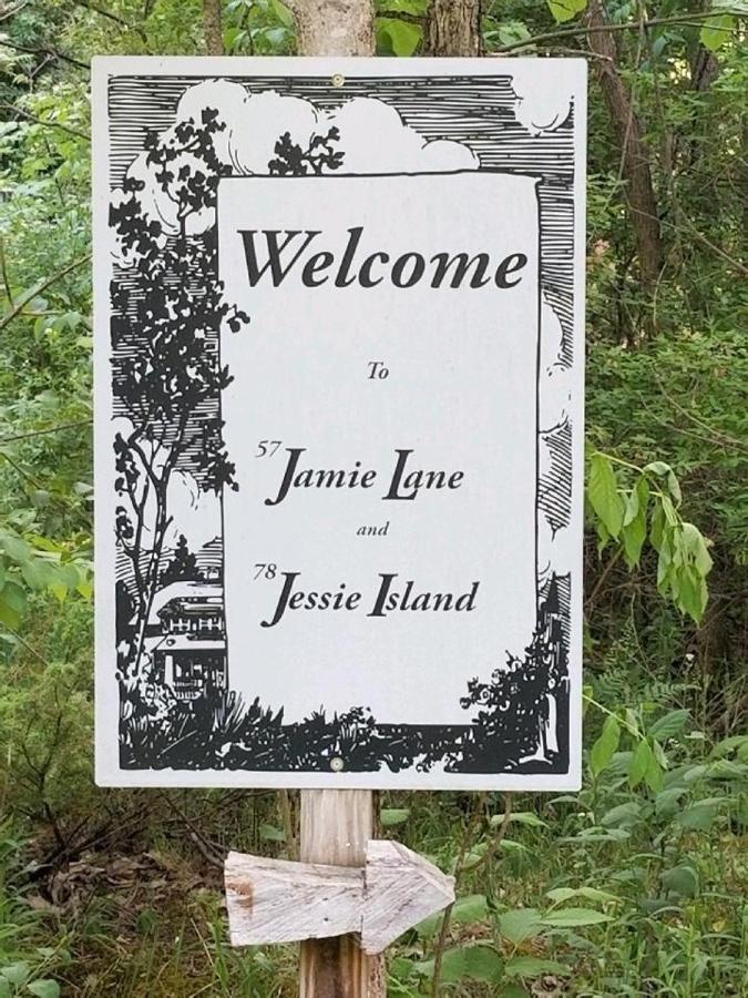 Private Island With Land Access Cabin Hammond Esterno foto